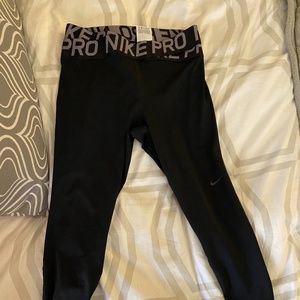 Nike Pro leggings